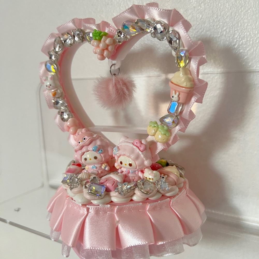 Pink Heart-Shaped Decorative Lamp